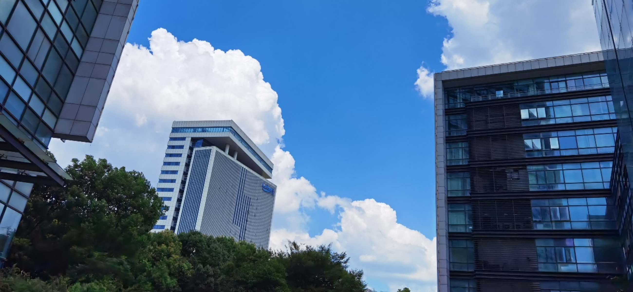 The company's R&D and production base project has been selected as the 17th batch of leading talent entrepreneurship projects under the "Longcheng Talent Plan"